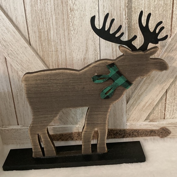 Target BP Christmas Wood Decor Bear, Deer and Reindeer - Picture 2 of 12